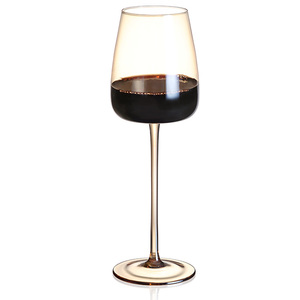 Verres <span class=keywords><strong>à</strong></span> vin soufflés <span class=keywords><strong>à</strong></span> la main de haute qualité, légers, clairs et personnalisables pour les mariages et les événements de luxe - Product Image 6