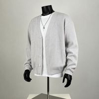 Nouveau Cardigan Tricoté Personnalisé pour Homme en Viscose, Style Coréen, Couleur Unie, Automne, Décontracté, Ample, Polyvalent, Vente en Gros, Designer