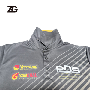 Trova magliette polo da uomo di alta qualità, personalizzate, a due bottoni, sublimate, per team di motociclismo/corse automobilistiche. - Product Image 2