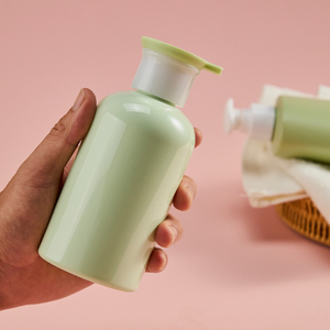 Bouteilles d'emballage cosmétique PET de 500ml couvercle rabattable en plastique pour contenants de lotion d'essence couleur verte brillante - Product Image 5