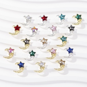 Qianya, venta al por mayor, abalorios de uñas de diamantes de imitación de lujo a granel, calcomanías de uñas de diamantes, aleación de oro y plata, abalorios de uñas 3D Sailor Moon Star - Product Image 3