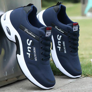 Chaussures de sport décontractées blanches pour hommes en cuir PU imperméable et respirant, rehaussantes, pour étudiants, vente en gros pour fabricants - Product Image 4