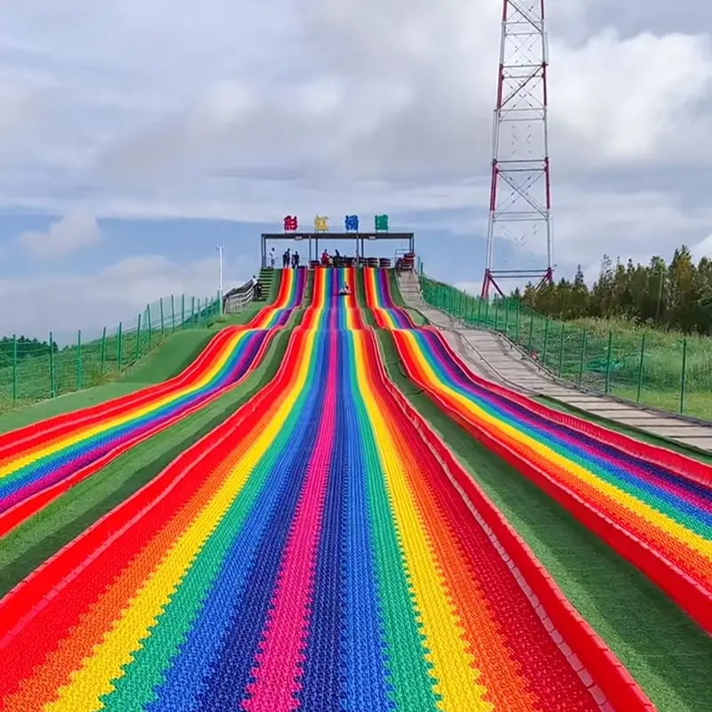 Corrediça arco-íris colorida famosa corrediça da internet para patinação ao ar livre equipamento de diversão sem poder para patinação a seco à venda