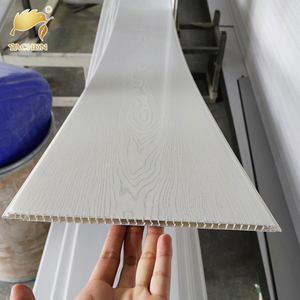 Panel de techo de PVC de calidad de diseño moderno, Panel de pared decorativo Interior de madera, características artísticas ignífugas, rejilla de fácil instalación - Product Image 3