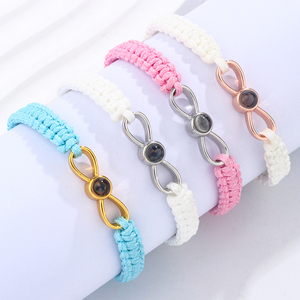 Pulsera de Proyección Tejida <span class=keywords><strong>a</strong></span> Mano, el Regalo Perfecto <span class=keywords><strong>para</strong></span> <span class=keywords><strong>tu</strong></span> Ser Querido, Pulsera con Foto Personalizada, Pulsera Colorida <span class=keywords><strong>para</strong></span> Parejas - Product Image 1