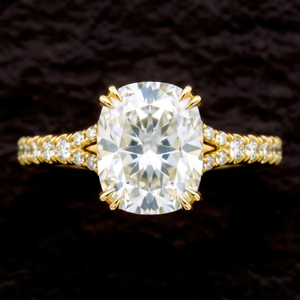 Anillo Clásico de Oro Amarillo de 14K con Diamante Cultivado en Laboratorio en Forma de Cojín, Banda de Pavé Dividida, Joyería Personalizada OEM - Product Image 1