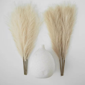 Vente en gros d'herbe de pampa artificielle de 120 cm, grandes plumes de pampa artificielles pour la décoration de la maison, les mariages, le style bohème, fourniture OEM - Product Image 5