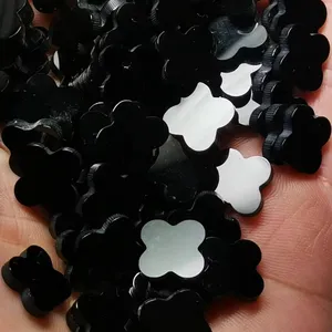 QianJian gemas personalizadas Ojo de Tigre Natural Concha blanca trébol de cuatro hojas piedras ónix negro para joyería al por mayor