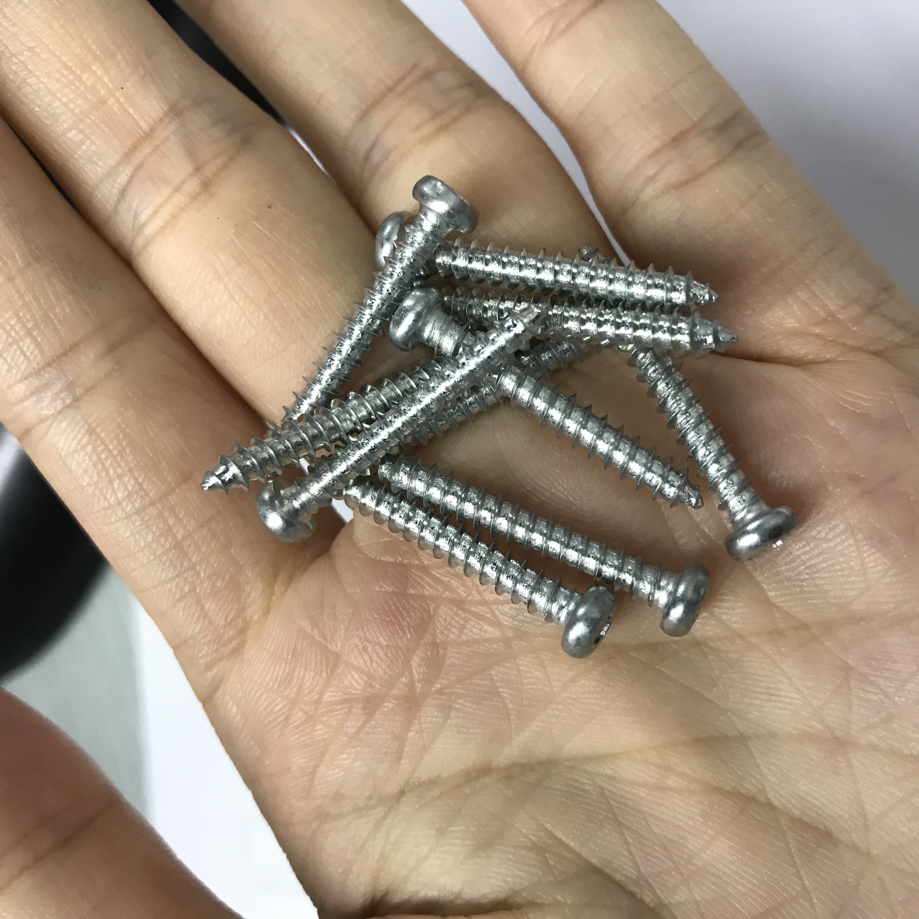 Galvanized Pan Head Concrete Wood Self Tapping Screw For Plastic Stainless Steel Metal roofing