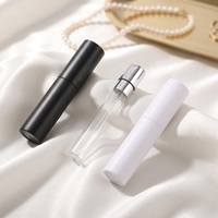 Mini flacon pulvérisateur de voyage personnalisable avec bouchon rotatif durable, atomiseur de parfum rechargeable, distributeur d'huiles essentielles et de produits capillaires