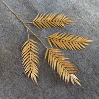 H05457 Großhandel Künstliche Plastik Goldene Silberne Eukalyptus-Palmblätter Dekoration für Weihnachten und Ostern Heim-Dekor
