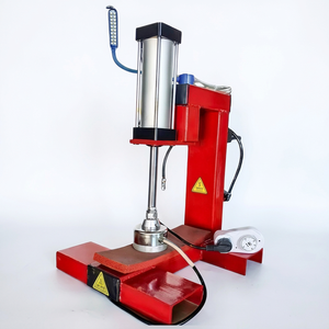 Máquina Eléctrica de Alta Eficiencia y Precisión para Reparación y Reencauchado de Neumáticos de Autos y Camiones con Función de Vulcanización de Caucho 220V - Product Image 1