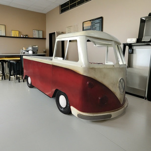รถขายอาหาร Volkswagen T1 Bus ขนาด 4.8 เมตร สไตล์วินเทจคลาสสิก โครงสร้างสแตนเลส ใช้ภายในอาคาร พร้อมพื้นที่เตรียมอาหาร ประกอบง่าย - Product Image 1