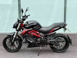 <span class=keywords><strong>Benelli</strong></span> BN302 Yellow Dragon 300 - Moto Sportiva da Strada 300cc con Freno a Disco Anteriore e Sistema ABS - Product Image 3