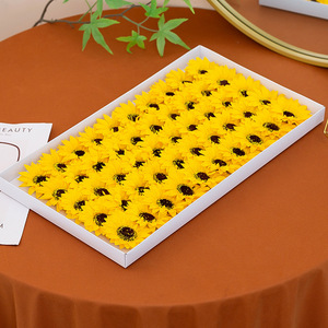 Regalos navideños, flores eternas, jabón de girasol, cabeza de flor en caja, simulación, día de San Valentín, Navidad, cruz - Product Image 6