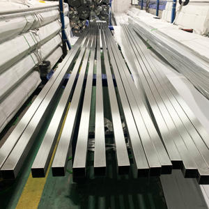 Chinesischer Lieferant ASTM-Standard 300er Serie Edelstahl <span class=keywords><strong>Inox</strong></span> Quadrat- und Rechteckrohr Geschweißt mit Zuschnittservice - Product Image 1