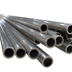 Schwarzes Eisenstahlrohr Nahtloses Kohlenstoffstahlrohr API 4 Sch40 Zoll 12m Länge mit 40mm-54mm Außendurchmesser - Product Image 1