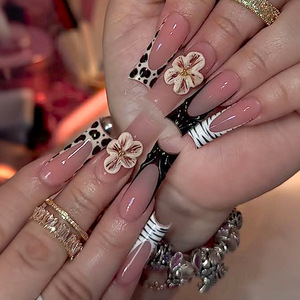 24 faux ongles ballerine à presser, motifs fleur, léopard, zèbre, français, longueur moyenne, en acrylique, couverture complète - Product Image 1