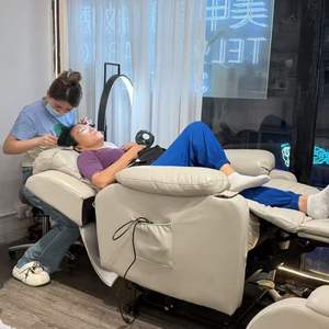 Sillón de Pedicura Multifuncional Gris para Manicura, Tatuajes y Masajes con Taburete y Bañera para Pies - Product Image 5