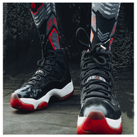 Chaussettes de basketball personnalisées Elite de compression rembourrées en éponge à broderie personnalisée pour hommes