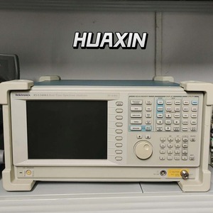 Analyseur de spectre Tektronix RSA3408A en temps réel, DC à 8 GHz hx1 - Product Image 1