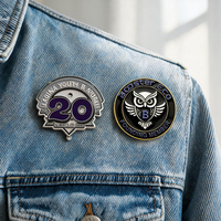 Pin de Solapa Personalizado de Hierro Fundido con Corona, León y Escudo, Esmalte Suave 3D, Emblema Real Dorado del Rey