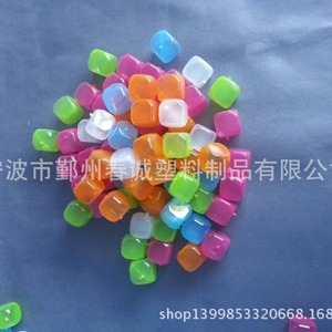 Chuncheng Star Shaped Plastic Ice Cubes 3x3cm LDPE Rapid Cooling For Bars Parties Toy <b>Balls</b> - Product Image 3
