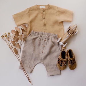 Ensembles de vêtements pour bébé, vêtements d'été 2022, chemises en coton et lin + short, ensemble deux pièces pour bébé - Product Image 1