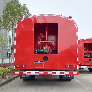 <span class=keywords><strong>Camion</strong></span> de pompiers de forêt Dongfeng 4*2 de qualité supérieure en Chine avec <span class=keywords><strong>plus</strong></span> de 65m de portée d'arrosage - Product Image 5