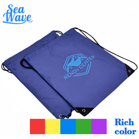 Sac à dos de sport noir avec propre logo personnalisé sac à dos en polyester de voyage étanche pour le rangement des cordes sac à cordon pour l'école et la salle de sport