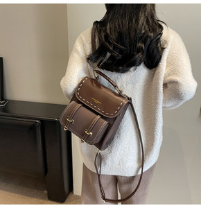 Vente en gros de sac d'étudiant de style rétro sac à dos de loisirs de poche version coréenne du cartable rétro pour filles dames - Product Image 2