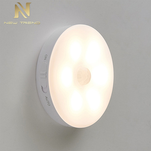 Semplice usb di ricarica portatile di induzione del corpo umano sensore di movimento lampada di notte del led - Product Image 1