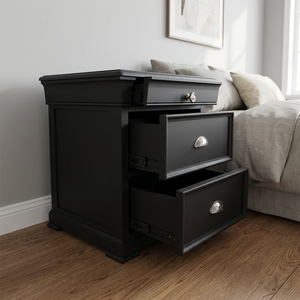 Mesita de Noche Clásica de 3 Cajones – Gabinete de Madera Radiata/MDF Duradero con Tiradores Metálicos Resistentes para Apartamentos y Hoteles - Product Image 6