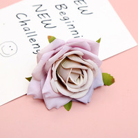 Tissu de soie artificielle de haute qualité multicolore tête de fleur de rose pour la décoration de la maison de mariage DIY