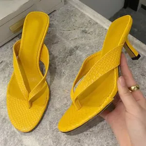 Lässige Sommer Frauen Schuhe gestreiften Kopf Peep Toe High Heels Slip-On Femmes Chauss ures Modetrend Prägnante Outdoor-Hausschuhe