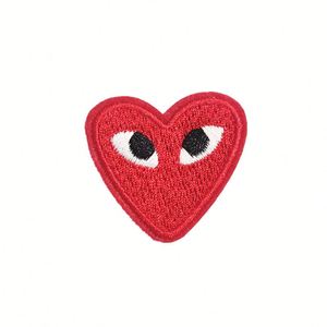 Parche Termoadhesivo de Chenilla con Diseño de Cara Sonriente y Corazón, Color Macaron, para Mochilas, Gorras y Chaquetas - Product Image 5