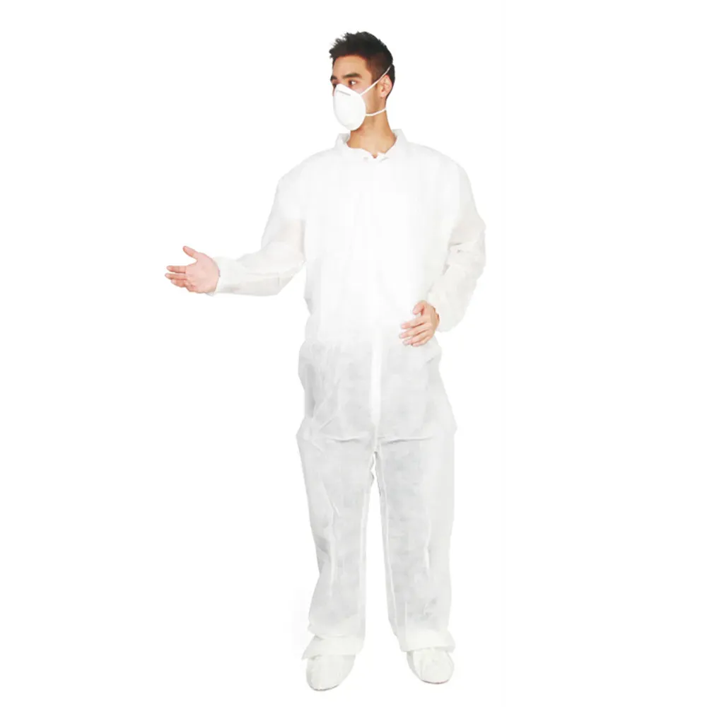 Standard Spunbond lightweight suits Polypropylene Coveralls with Hood and Boots lightweight protection against dry particulates