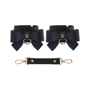 Set perlengkapan perbudakan dewasa 5 potong untuk wanita termasuk kulit Slave Harness borgol seksi cambuk <span class=keywords><strong>PVC</strong></span> mulut bola mulut colokan mulut - Product Image 4