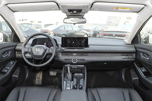 รถ<span class=keywords><strong>ฮ</strong></span><span class=keywords><strong>อน</strong></span><span class=keywords><strong>ด้า</strong></span> <span class=keywords><strong>ซิตี้</strong></span> 1.5 LXS ปี 2024 สีขาวมุกแพลตตินัม ไม่มีความเสียหาย ไมล์น้อย รถหรูมือสอง สภาพดี ดูแลรั<span class=keywords><strong>ก</strong></span>ษาอย่างดี - Product Image 4