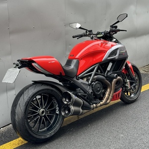 Motocicleta <span class=keywords><strong>Ducati</strong></span> Diavel Usada de Alto Rendimiento, Motocicleta <span class=keywords><strong>Deportiva</strong></span> de Lujo, Gran Potencia, Alta Velocidad, Estado Original, en Venta - Product Image 4
