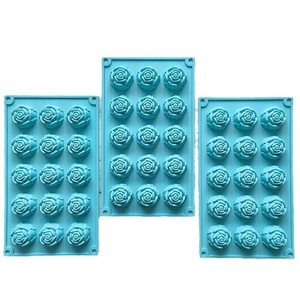 15 mini <span class=keywords><strong>moule</strong></span> à gâteau en silicone jetable en forme de rose pour le bricolage bonbons pouding savon chocolat cuisson - Product Image 5