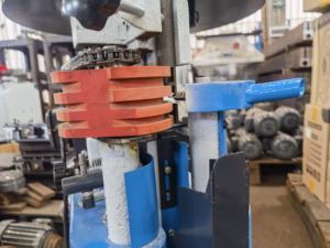 Machine automatique de fraisage de tiges en bois, de fraisage de rainures rondes et de découpe de bois - Product Image 6