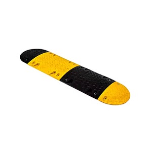 Ralentisseurs en caoutchouc massif jaune et noir <span class=keywords><strong>de</strong></span> 20 kg, directement <span class=keywords><strong>de</strong></span> l'usine, avec une vitesse <span class=keywords><strong>de</strong></span> 10-15 mph pour une sécurité routière haute visibilité - Product Image 5