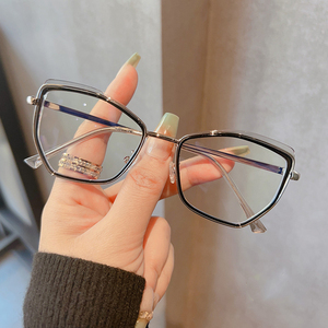 Monturas <span class=keywords><strong>de</strong></span> <span class=keywords><strong>Gafas</strong></span> Graduadas <span class=keywords><strong>de</strong></span> Lujo Red Leopard 2024, Lentes Transparentes Anti Luz Azul, <span class=keywords><strong>Gafas</strong></span> para Miopía, Monturas <span class=keywords><strong>de</strong></span> <span class=keywords><strong>Gafas</strong></span> para Mujer - Product Image 6