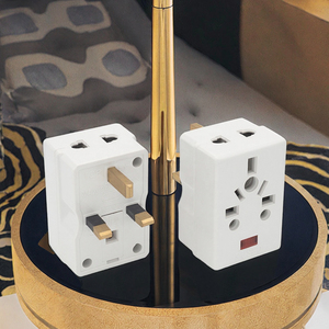13A đa chức năng trắng BS chuyển đổi ổ cắm cắm UK Tiêu chuẩn điện <span class=keywords><strong>Adapter</strong></span> cho saudi arabia Sri Lanka Nam Phi hợp nhất - Product Image 2