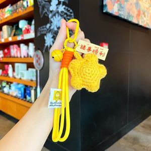 Portachiavi Creativo Fatto a Mano in Filato Lavorato all'Uncinetto a Forma di Cachi e Arachide, Squisito Ciondolo Peluche per Borsa, Portafortuna Unisex - Product Image 3