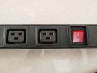 Aksesoris Pemasangan Rak C13 C19 Soket PDU untuk Strip Daya Rak C13 C19