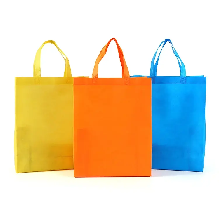 2024 New fashion wholesale recycle reusable eco friendly non woven TNT shopping bag with custom logo