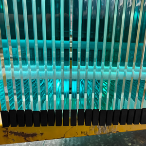 Verre trempé de sécurité en cristal à faible teneur en fer trempé pour l'extérieur pour l'industrie solaire Hall extérieur cuisine cloison murale à rideaux - Product Image 5