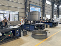 Machine à franges hydrauliques automatiques HOGI pour le poinçonnage et le sertissage des bords des ventilateurs axiaux